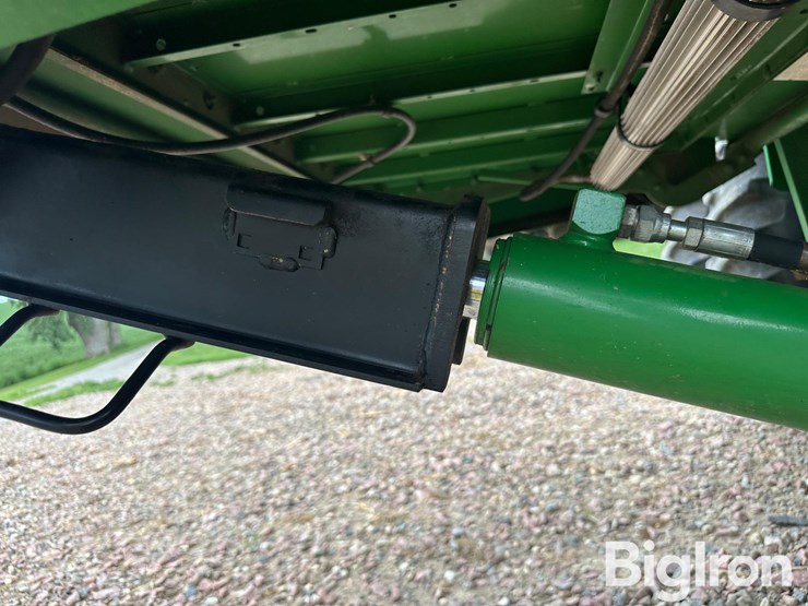 2008-john-deere-9770-sts-image-16