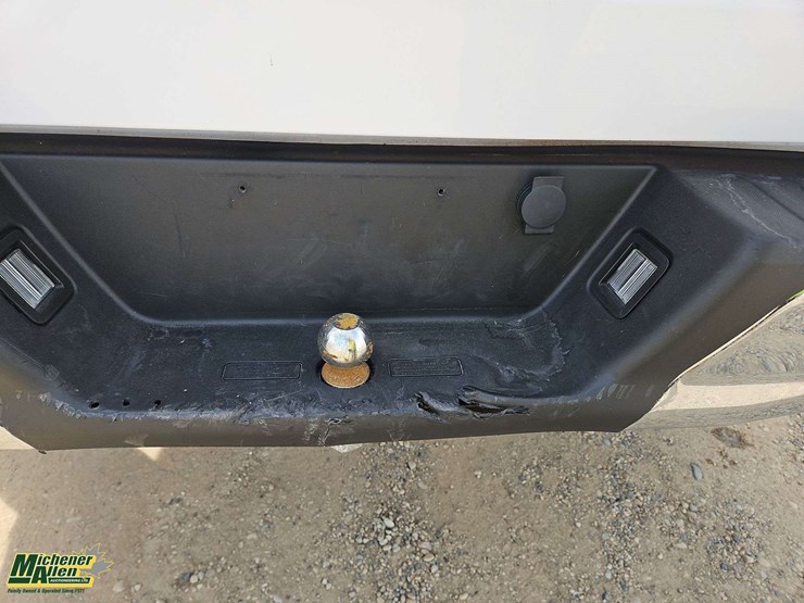 2016-ford-f150-image-35