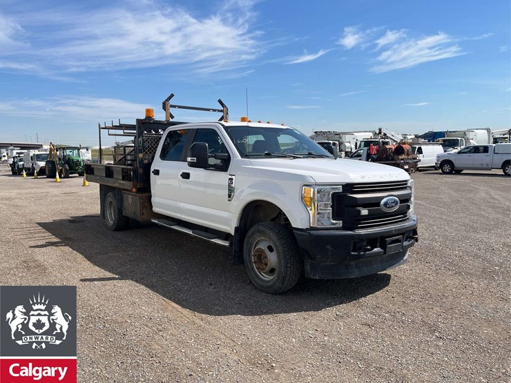 2017-ford-f350-image-4