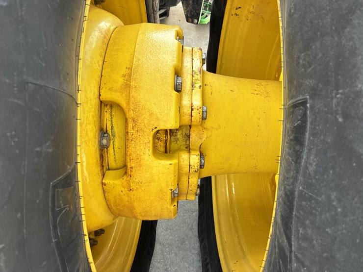 2018-john-deere-8370r-image-48
