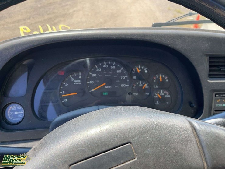 2007-gmc-t7500-image-4