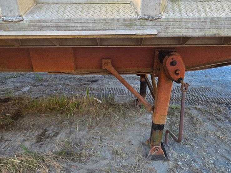 axle-dump-trailer-image-10