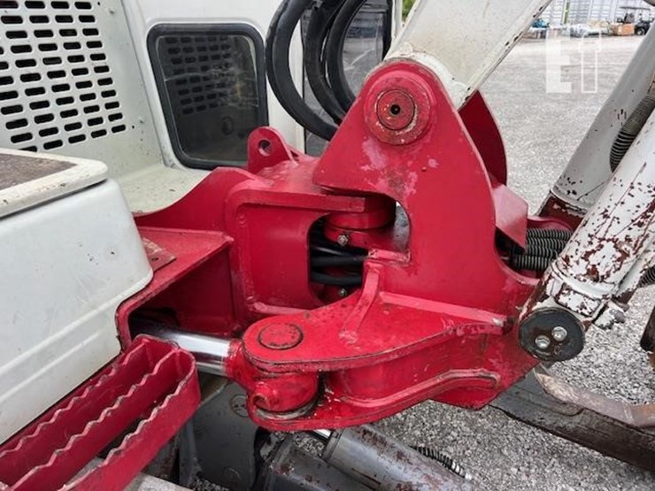 takeuchi-tb175-image-21