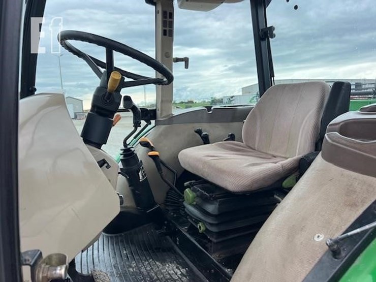 2009-john-deere-5093e-image-35