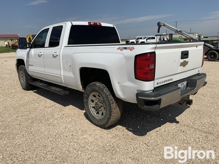 2015-chevrolet-2500-image-7