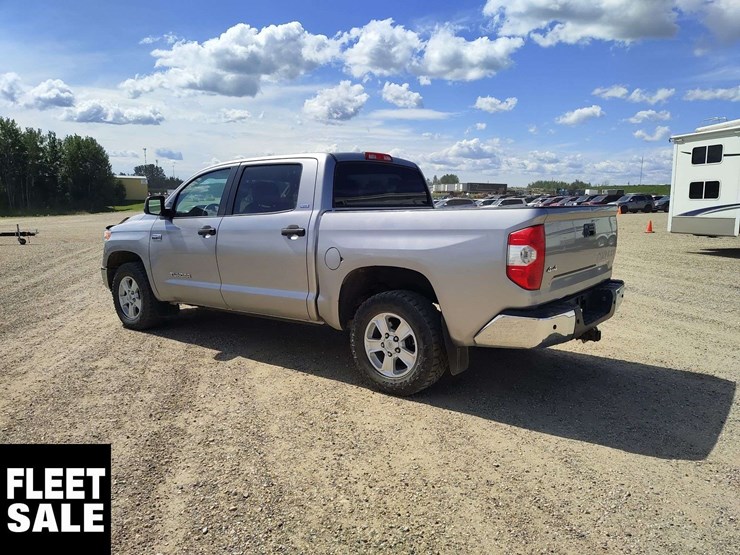 2017-toyota-tundra-image-3