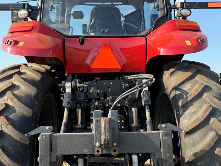 2022-case-ih-magnum-340-image-16