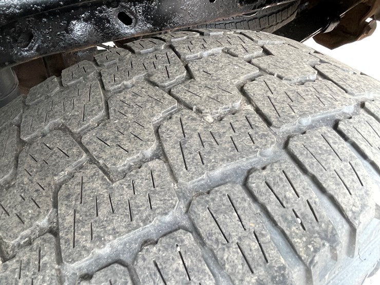 2013-ford-f150-xlt-image-36