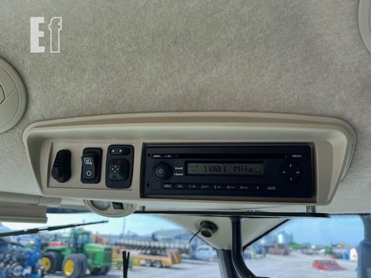 2014-john-deere-s680-image-53