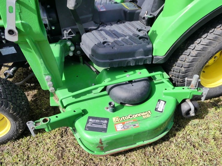 john-deere-1023e-image-9
