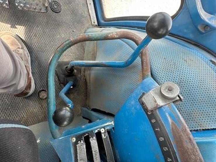 ford-8700-image-19