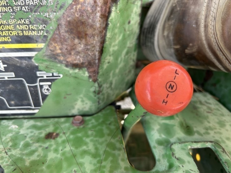 john-deere-670-image-25