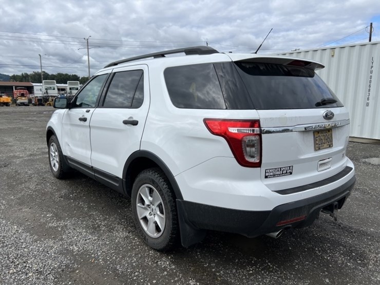 2014-ford-explorer-image-6