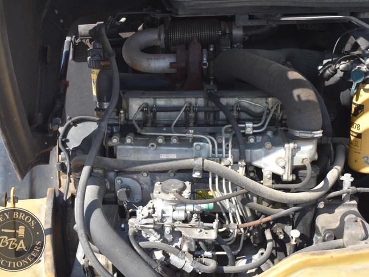 2011-caterpillar-908h-image-34