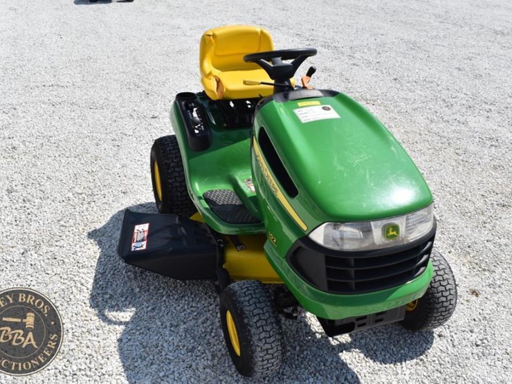 john-deere-102-image-9