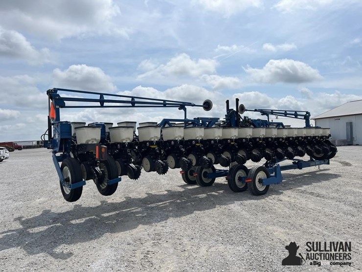 2009-kinze-3600-image-5