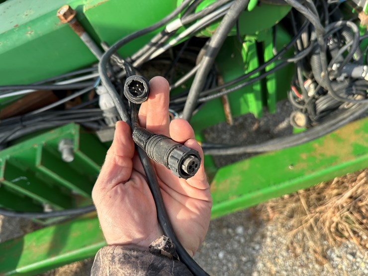 john-deere-1720-image-37