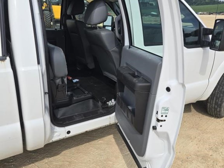 2015-ford-f250-image-8