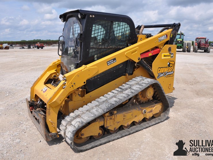 2021-caterpillar-299d3-image-1