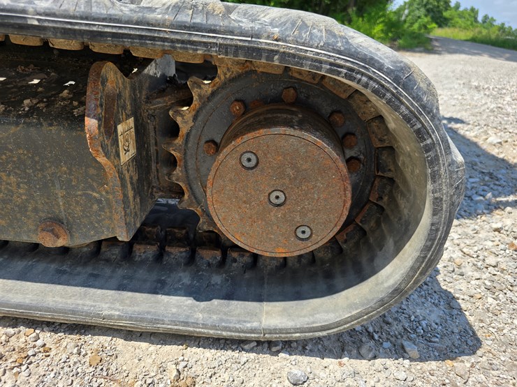 2012-bobcat-e35-image-57