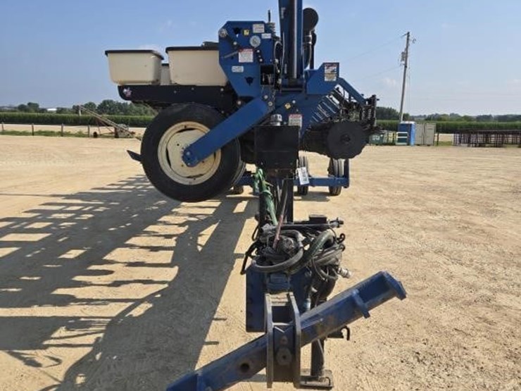 2009-kinze-3600-image-2