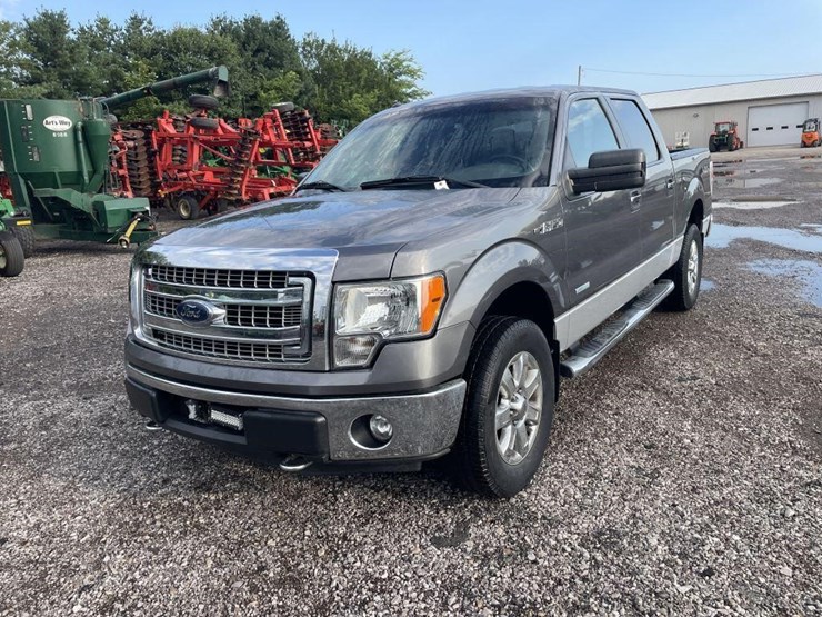 2013-ford-f150-xlt-image-2