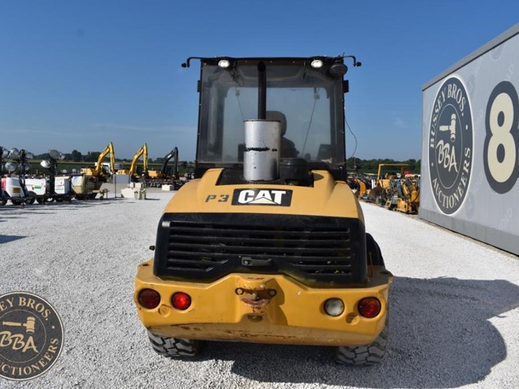2011-caterpillar-908h-image-17