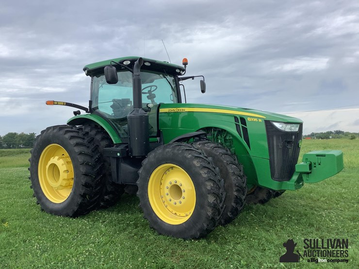 2013-john-deere-8335r-image-3