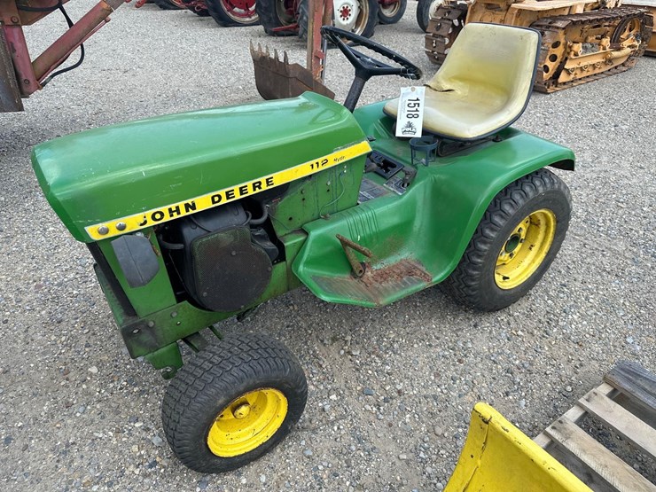 john-deere-112-image-1