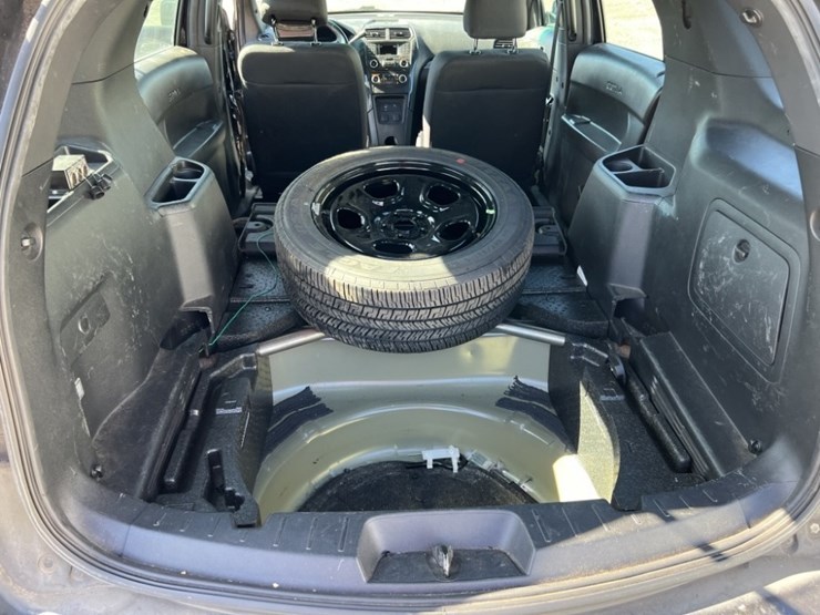 2017-ford-explorer-image-21