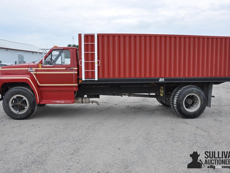 1983-ford-f700-image-8
