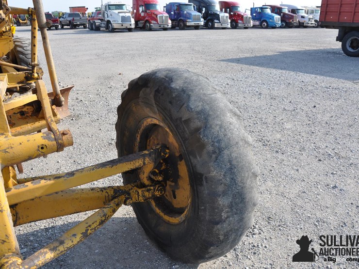 caterpillar-112-image-14