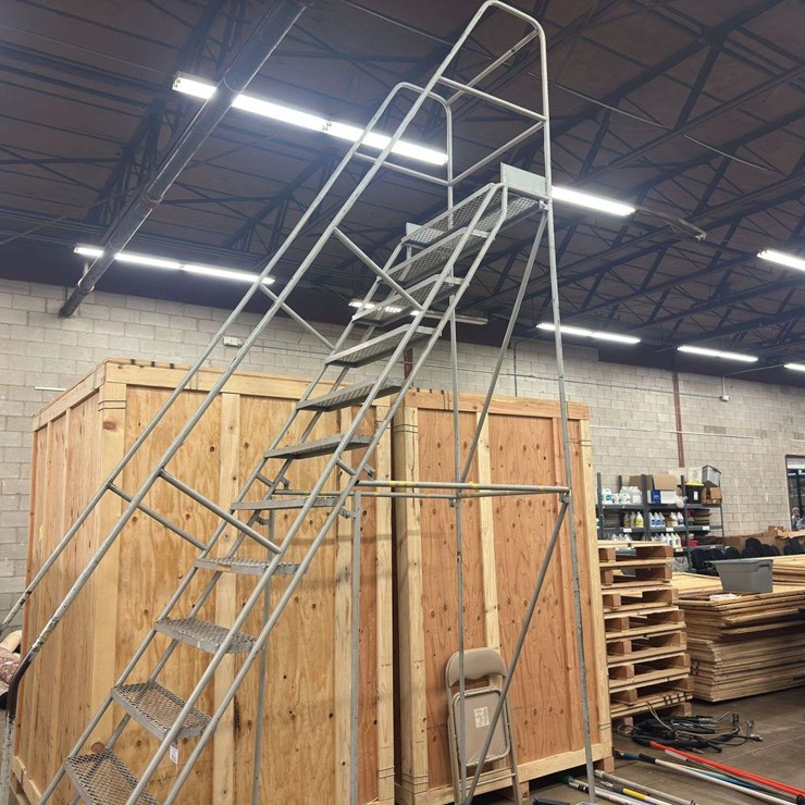 15 ft Steel Rolling Ladder