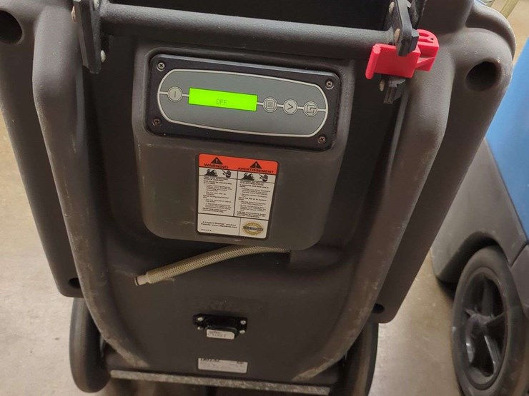 dri-eaz-lgr-7000xli-dehumidifier-(f412)-image-3