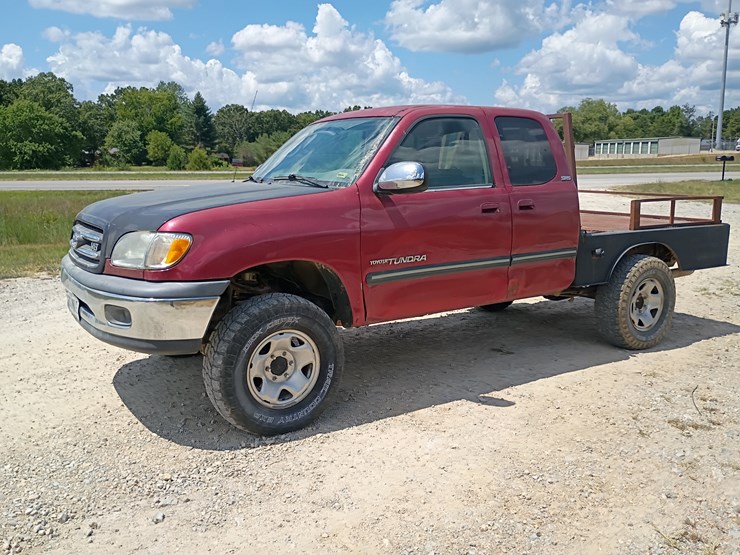2002-toyota-tundra-image-2