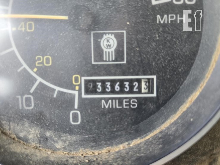 1989-kenworth-t600-image-24