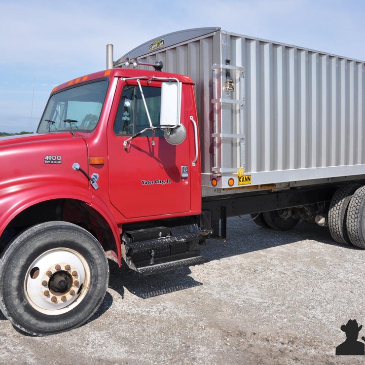 1999 INTERNATIONAL 4900