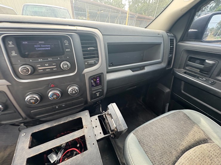 2013-dodge-ram-1500-image-47