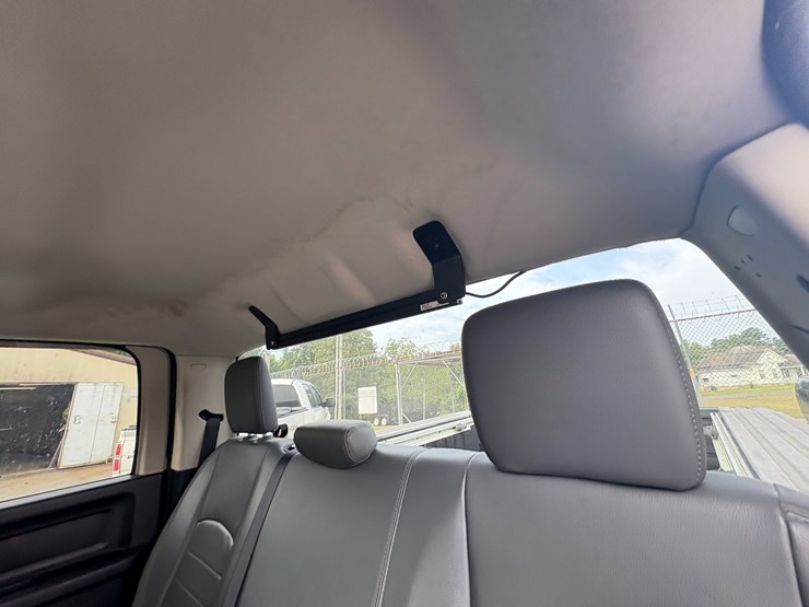 2013-dodge-ram-1500-image-37