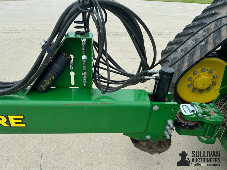 2021-john-deere-2680h-image-8
