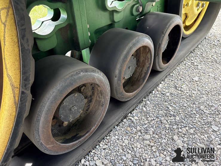2011-john-deere-8335rt-image-12