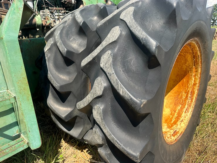 1976-john-deere-8430-image-20