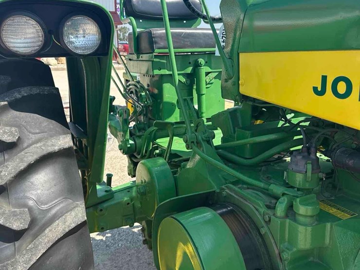 john-deere-730-image-22