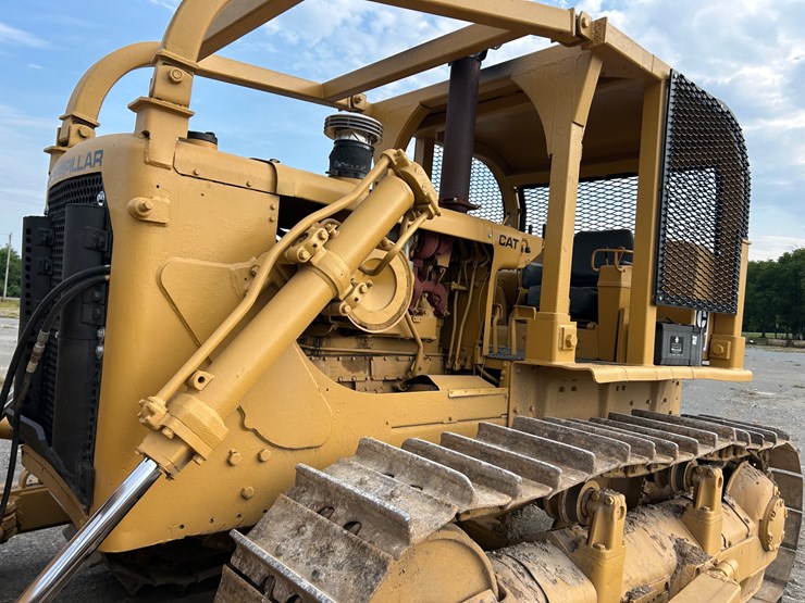 caterpillar-d7e-image-11