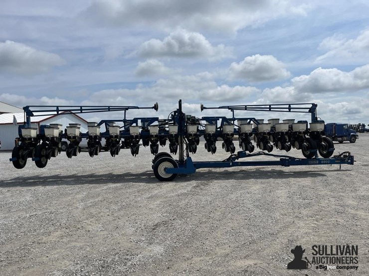 2009-kinze-3600-image-4