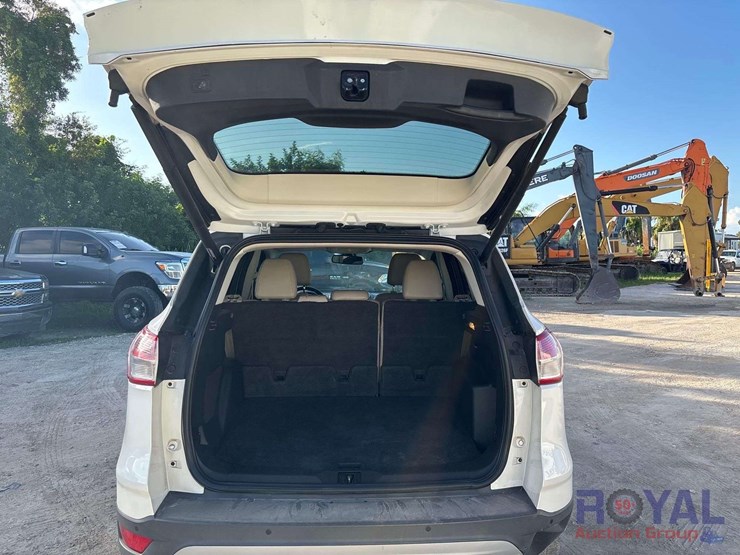 2014-ford-escape-image-19