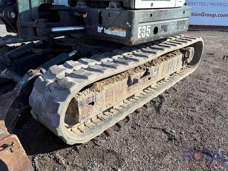 2016-bobcat-e85-image-16