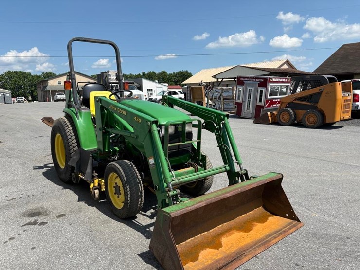 john-deere-4300-image-6