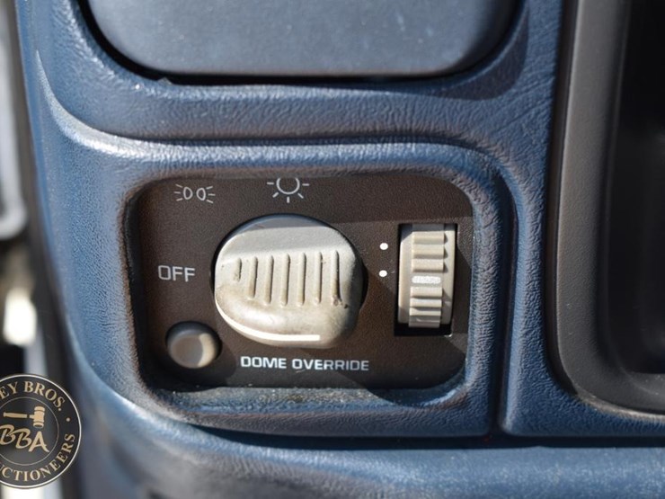 1999-chevrolet-3500-image-51