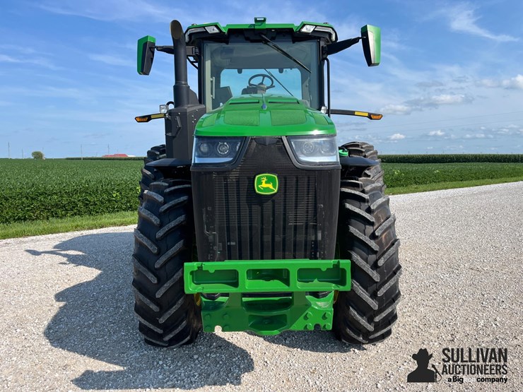 2023-john-deere-8r-250-image-2